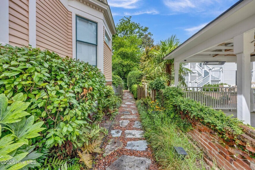 More Photos Of 412 S 3rd St, Wilmington Hospitality For Sale