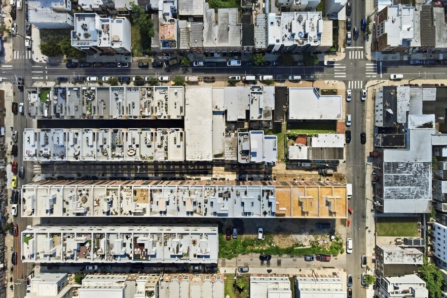 More Photos Of 1328 S 20th St, Philadelphia Distribution For Sale
