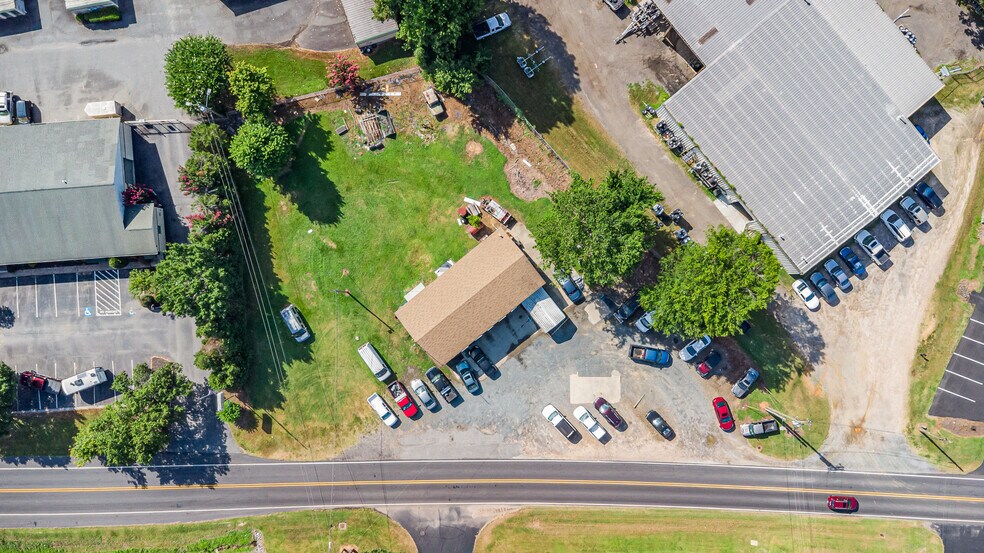 More Photos Of 347 Wilshire Ave SW, Concord Auto Dealership For Sale