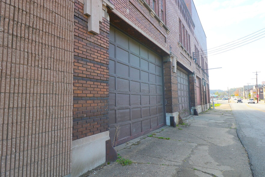 More Photos Of 312 N 7th St, Steubenville Warehouse For Sale