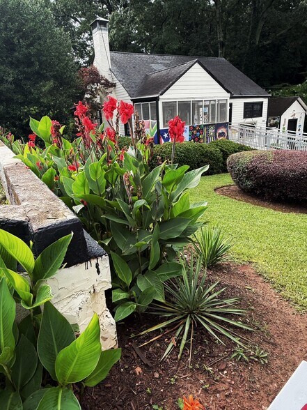 More Photos Of 1463 Church St, Decatur Office For Sale