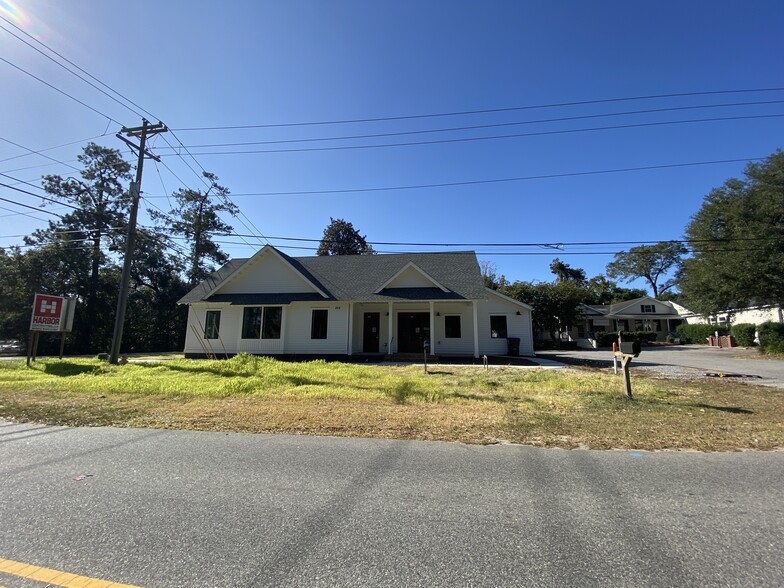 Primary Photo Of 212 E 2nd North St, Summerville Freestanding For Lease