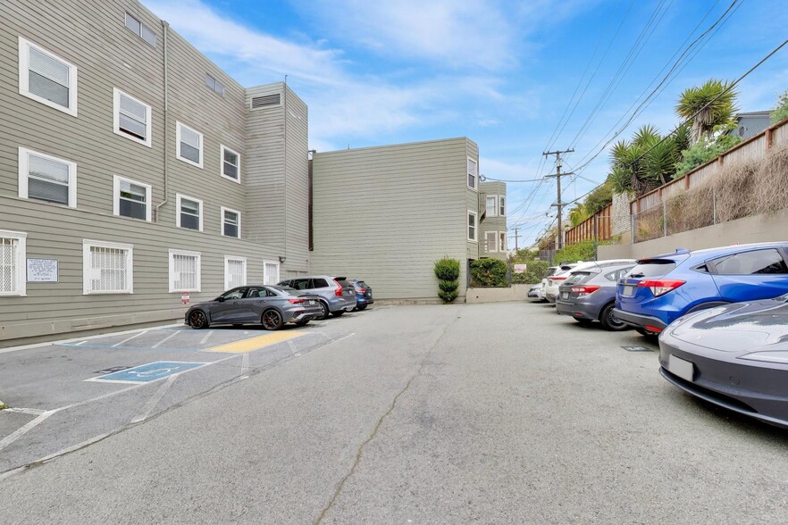 More Photos Of 345 W Portal Ave, San Francisco Medical For Lease