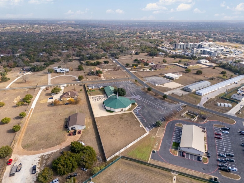 More Photos Of 6600 S Lakewoods Dr, Georgetown Specialty For Sale