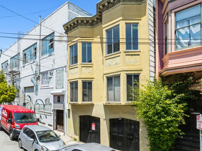 Primary Photo Of 19 Moss St, San Francisco Apartments For Sale