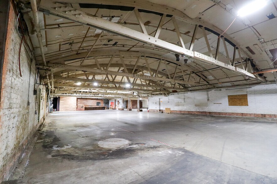 More Photos Of 1739 Elizabeth Ave NW, Grand Rapids Flex For Sale