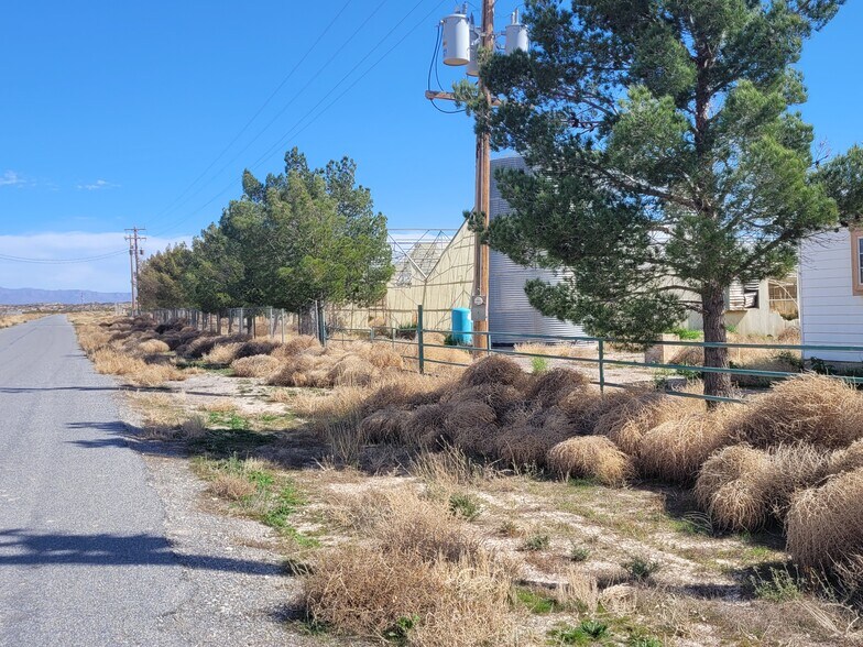 More Photos Of 3171 Tillman St, Pahrump Industrial For Sale