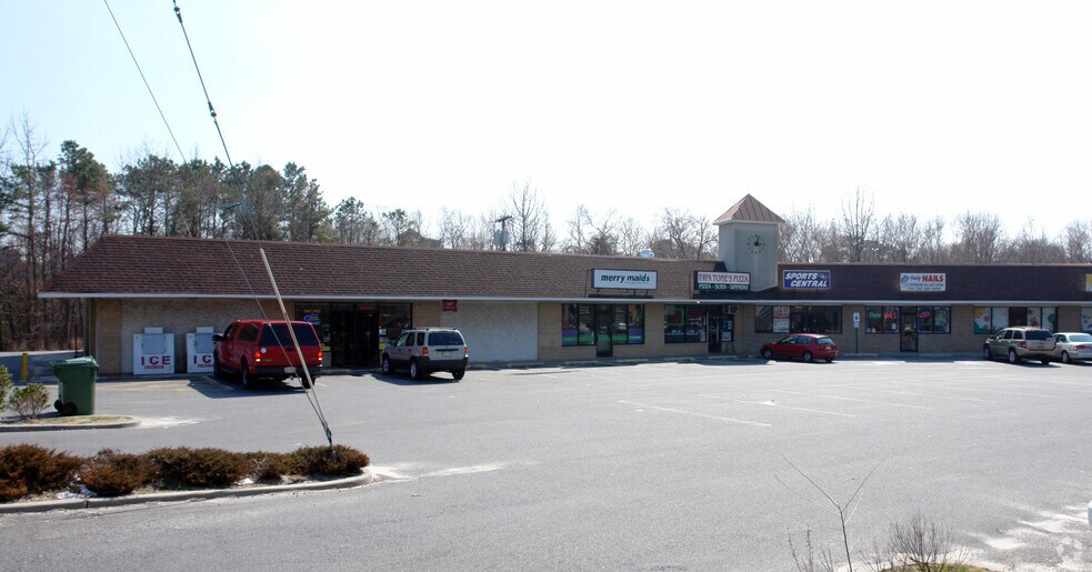 More Photos Of 60 Chambersbridge Rd, Lakewood Freestanding For Lease