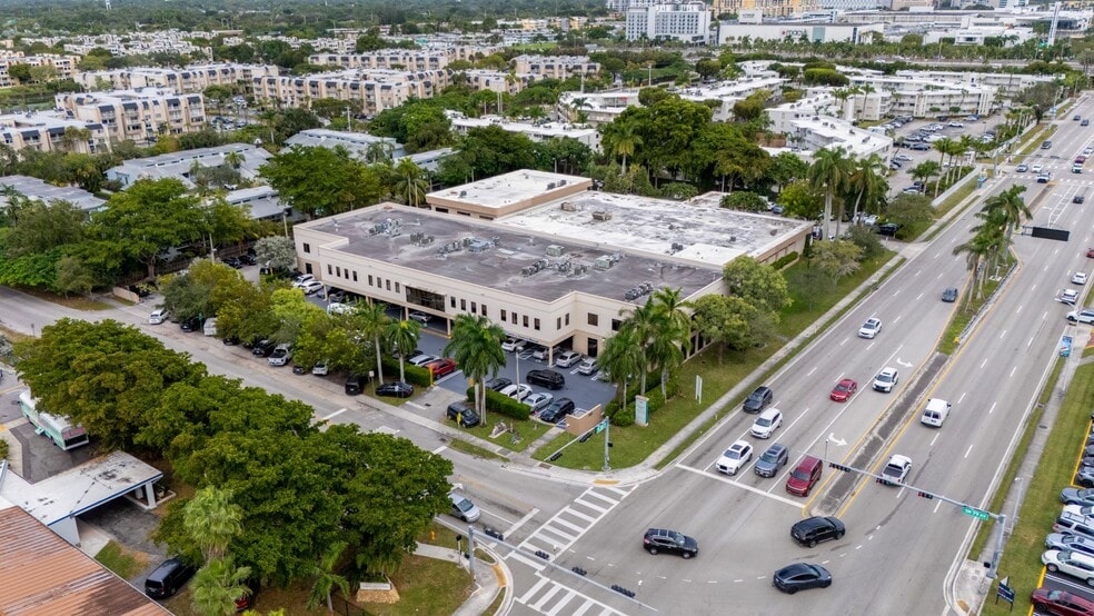 More Photos Of 7887 N Kendall Dr, Miami Medical For Lease