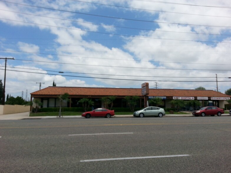 More Photos Of 801-811 E Katella Ave, Orange Medical For Lease