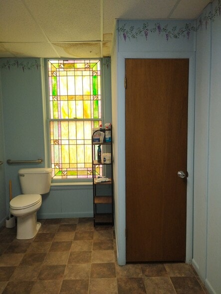 More Photos Of 906 Elm St, Coffeyville Religious Facility For Sale