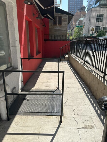 More Photos Of 249 E 53rd St, New York Apartments For Lease