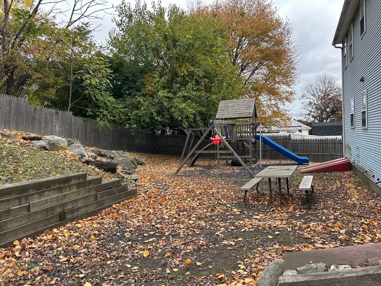 More Photos Of 23 Boylston St, Worcester Apartments For Sale