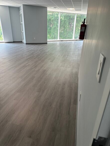 More Photos Of 1301 Southern Blvd, Bronx Office For Lease