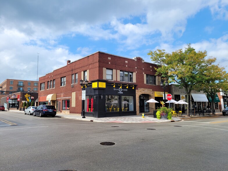More Photos Of 116-118 S York St, Elmhurst Office For Lease