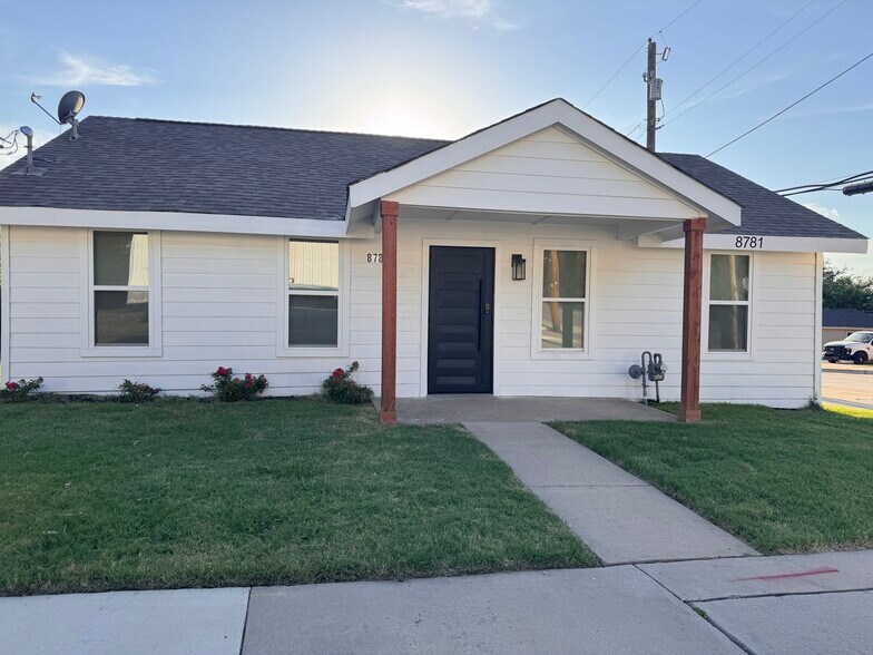 Primary Photo Of 8781 3rd St, Frisco Medical For Lease