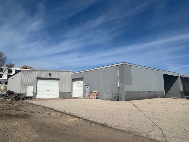 More Photos Of 63 Kraft St, La Crosse Distribution For Lease