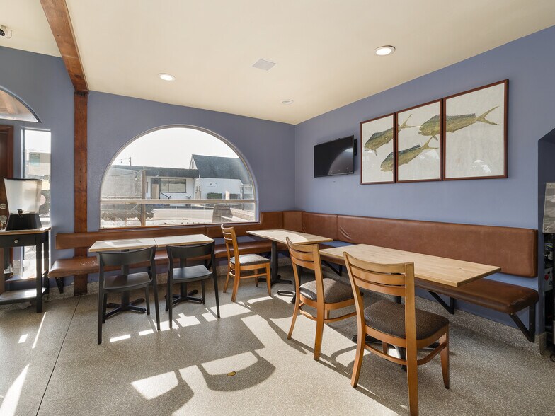 More Photos Of 409 E Grand Ave, El Segundo Storefront Retail Residential For Sale