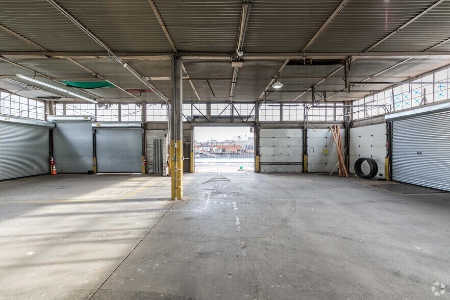 More Photos Of 460 Kingsland Ave, Brooklyn Truck Terminal For Lease