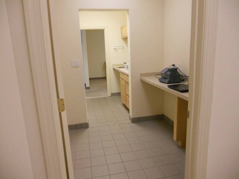 More Photos Of 862 Brawley School Rd, Mooresville Freestanding For Lease