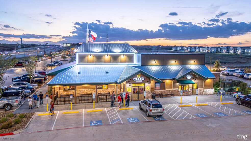 More Photos Of 829 W State Highway 71, Bastrop Restaurant For Sale