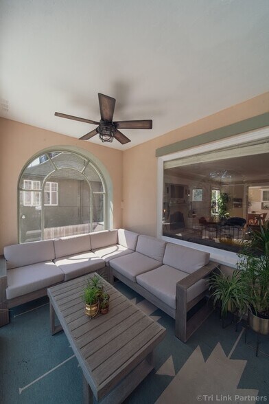 More Photos Of 435 Vernon St, Oakland Specialty For Sale