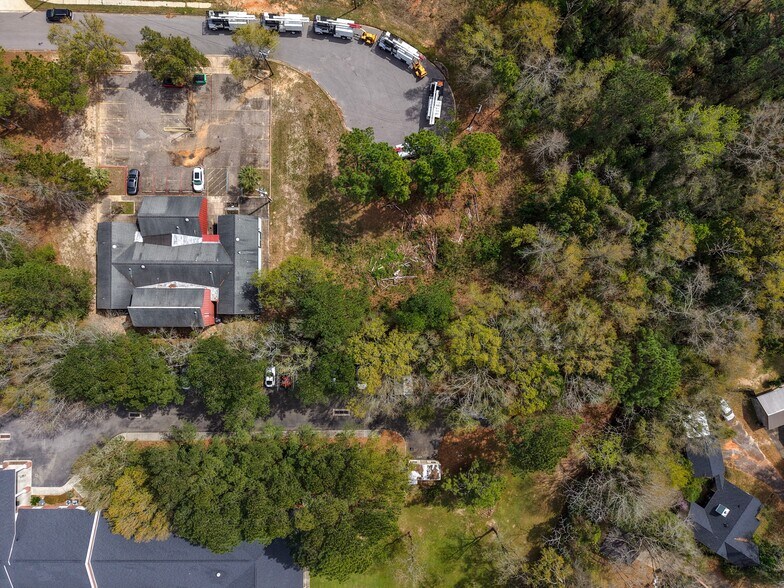 More Photos Of 3512 Godwin Ct, Mobile Medical For Sale