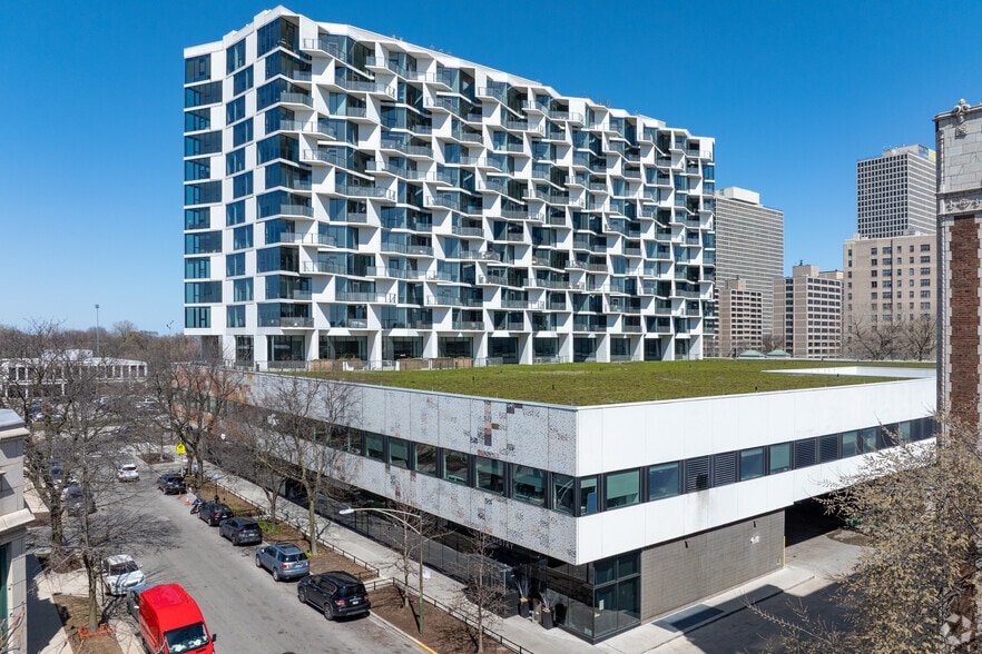 Primary Photo Of 5113 S Harper Ave, Chicago Coworking Space