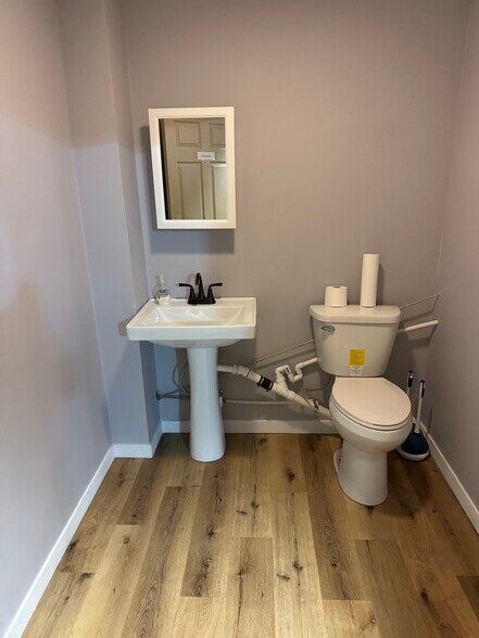 More Photos Of 3400 US Highway 30, Warsaw General Retail For Lease