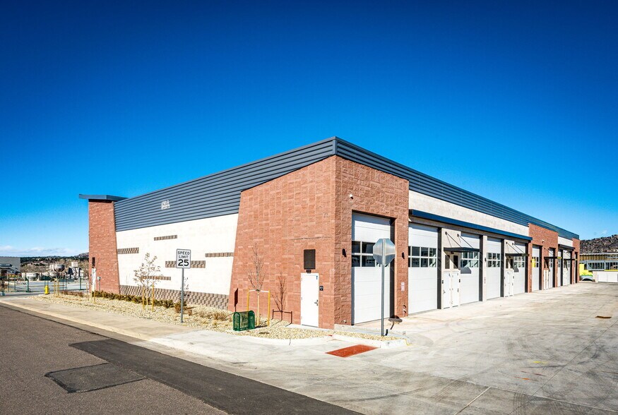 More Photos Of 4390 Regent St, Castle Rock Warehouse For Sale