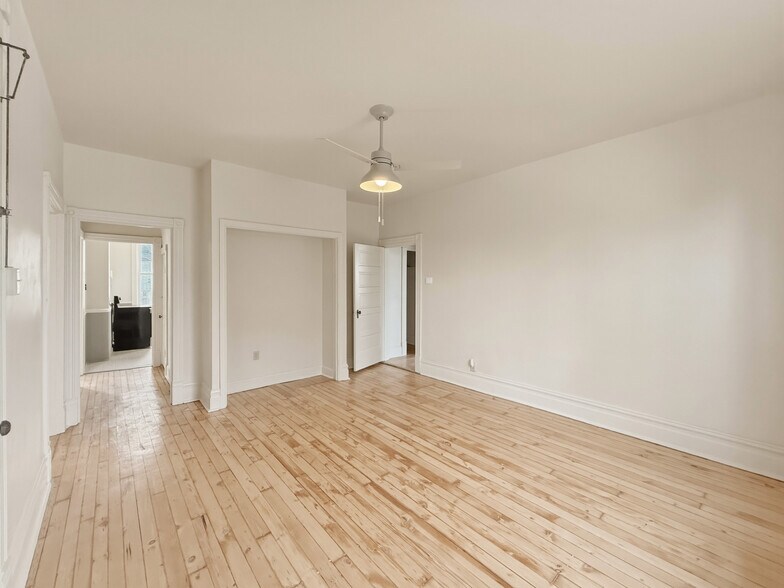 More Photos Of 414 Bucknell Ave, Johnstown Office For Lease