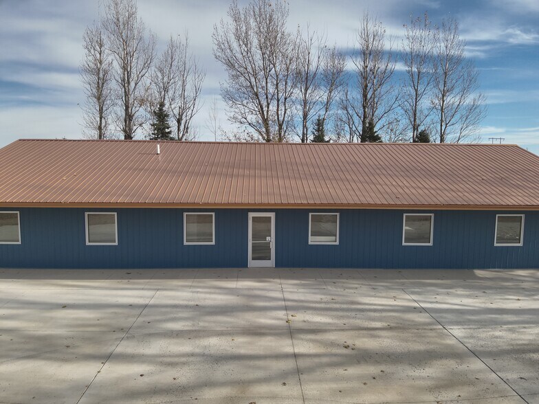More Photos Of 14096 446th Ave, Waubay General Retail For Sale