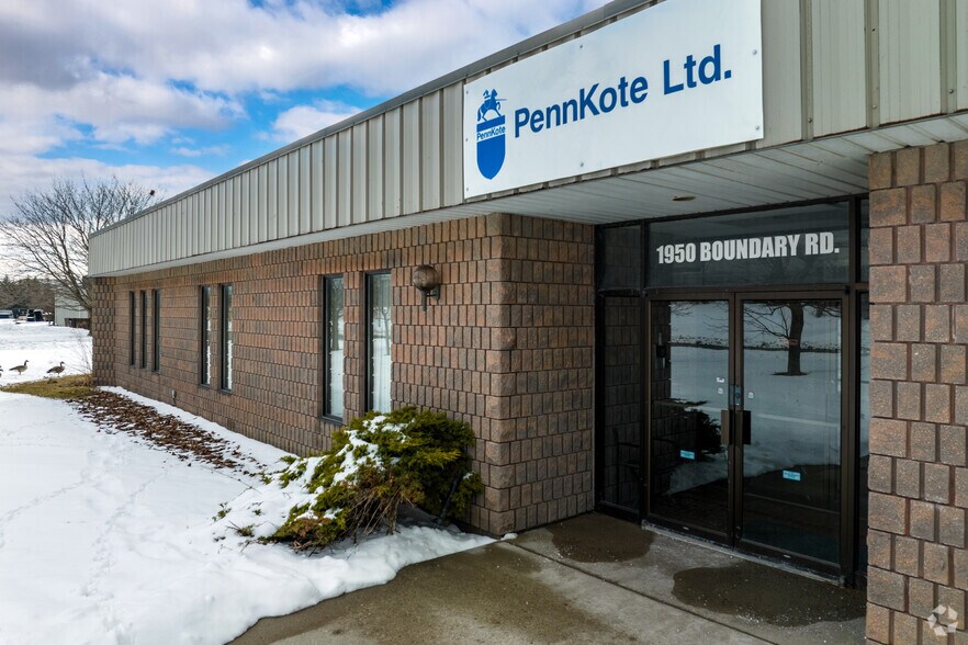 More Photos Of 153 Crown Ct, Whitby Warehouse For Lease