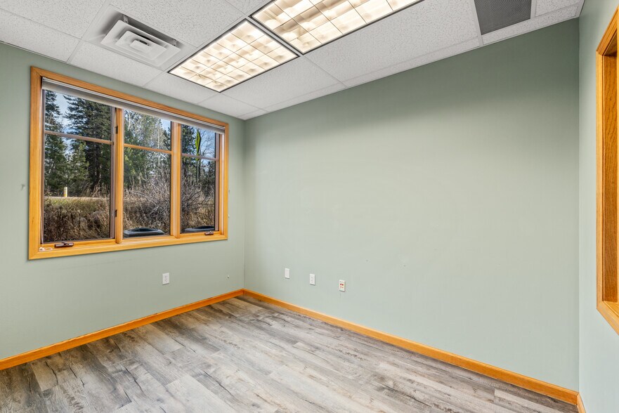 More Photos Of 505 Anglers Dr, Steamboat Springs Medical For Lease