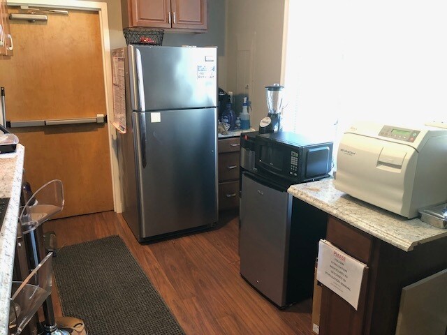 More Photos Of 44125 Woodridge Pky, Lansdowne Office For Sale