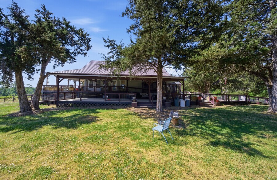 More Photos Of 1650 Dusty Rd, Newberry Winery Vineyard For Sale