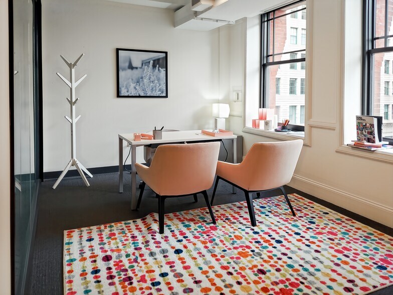 More Photos Of 100 S Juniper St, Philadelphia Coworking Space