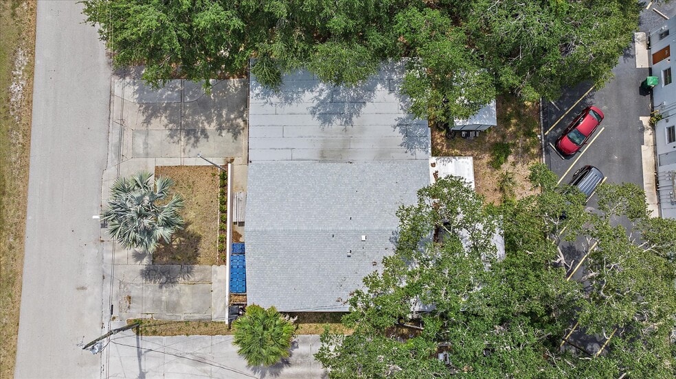 More Photos Of 4242 McIntosh Ln, Sarasota Storefront Retail Office For Sale