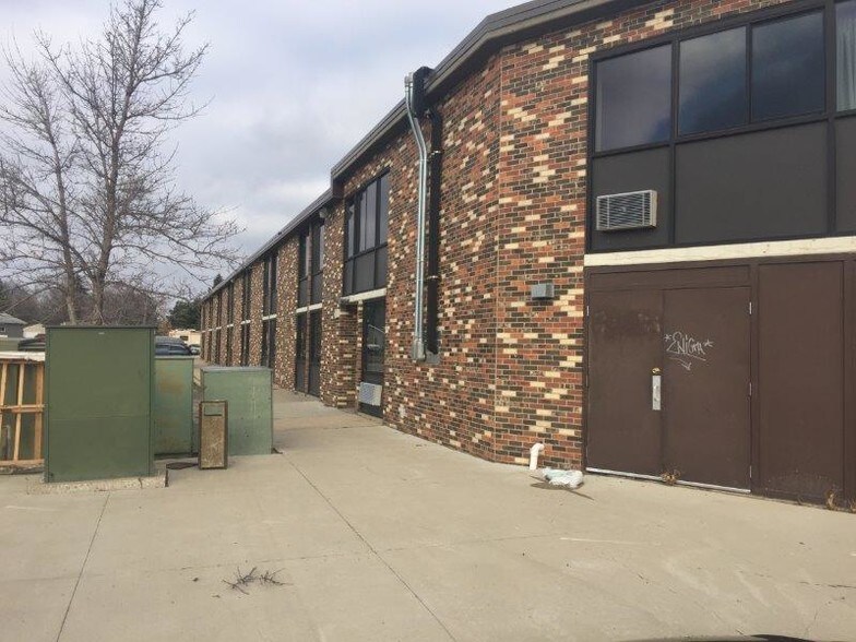 More Photos Of 2315 N Broadway, Minot Hospitality For Sale