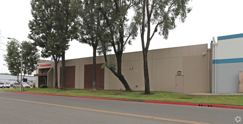 More Photos Of 2845 Pellissier Pl, City of Industry Warehouse For Lease