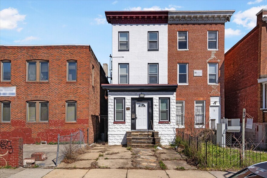 More Photos Of 204 E 25th St, Baltimore Office For Sale