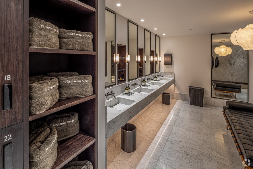 More Photos Of 75 Grosvenor St, London Coworking Space