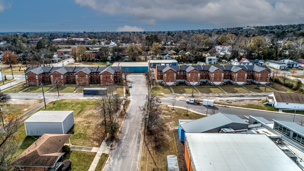 More Photos Of 1901-1939 Broad St, Augusta Apartments For Sale