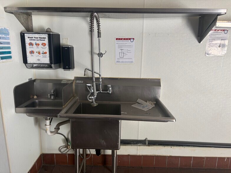 More Photos Of 2625 E Tropicana Ave, Las Vegas Storefront For Lease