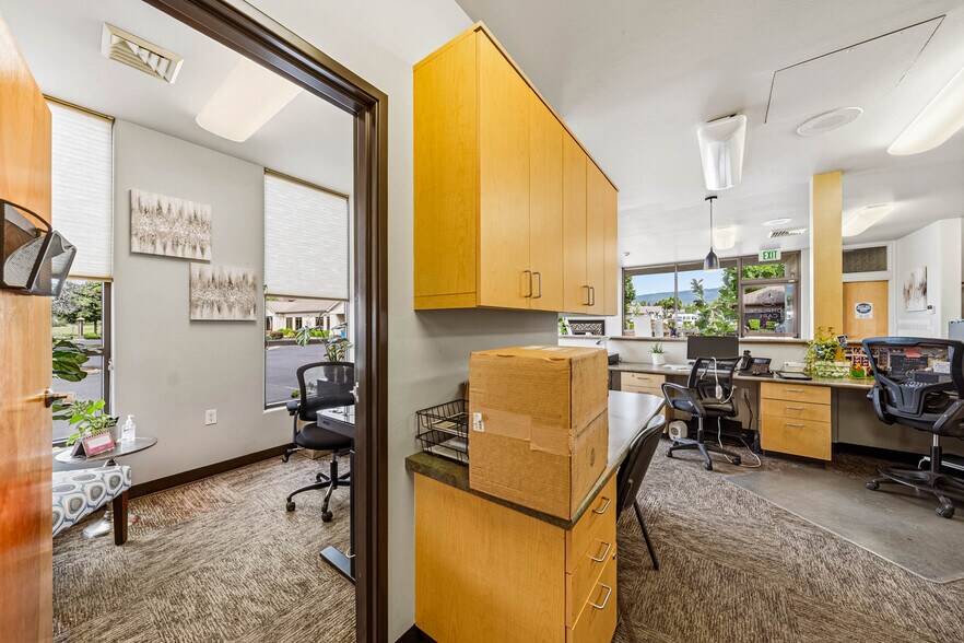 More Photos Of 3156 State St, Medford Medical For Sale