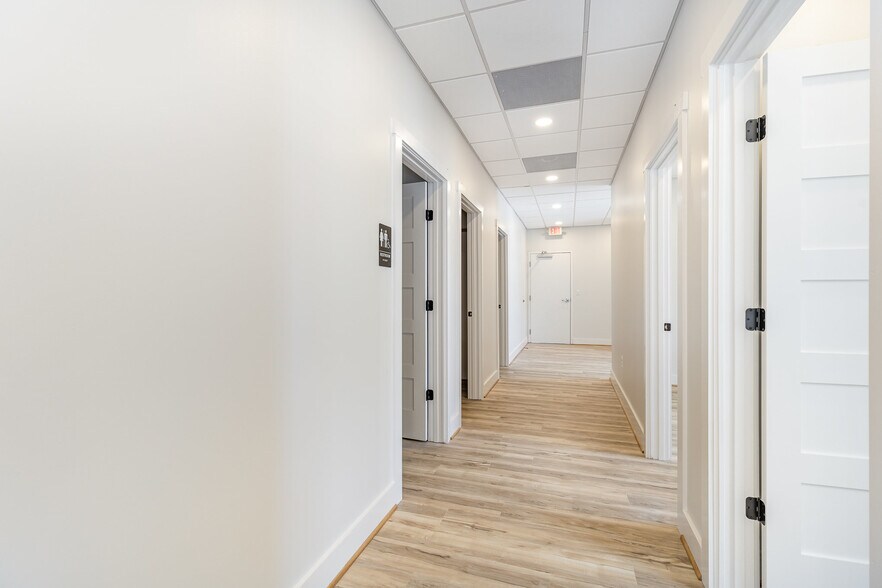 More Photos Of 9124 Courthouse Rd, Spotsylvania Office For Lease