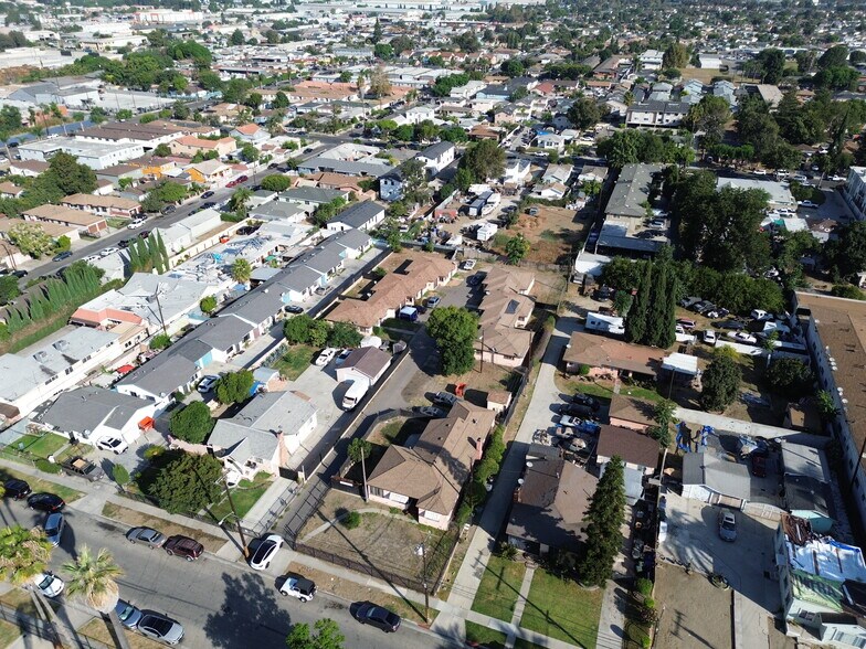 More Photos Of 3161 Euclid Ave, Lynwood Apartments For Sale