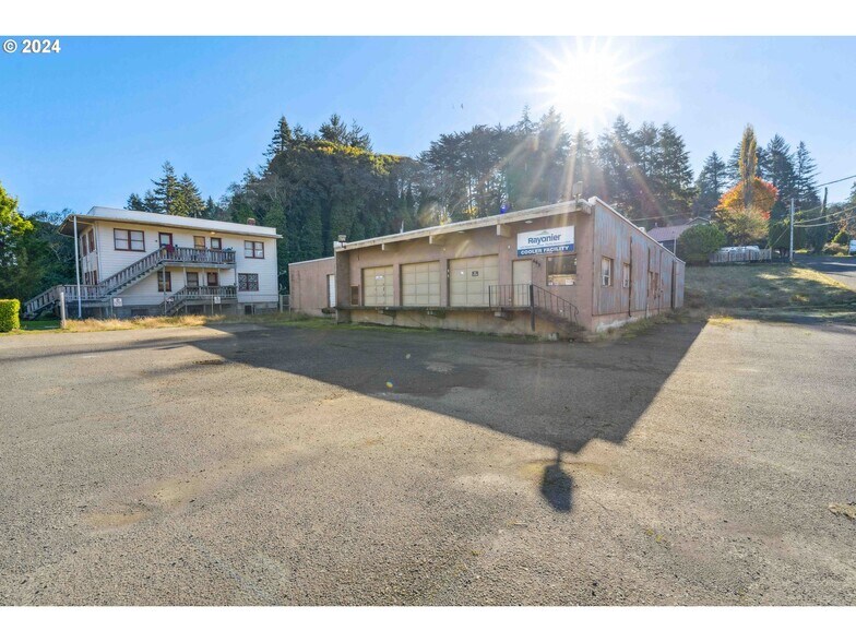 More Photos Of 665 Hemlock Ave, Coos Bay Refrigeration Cold Storage For Sale
