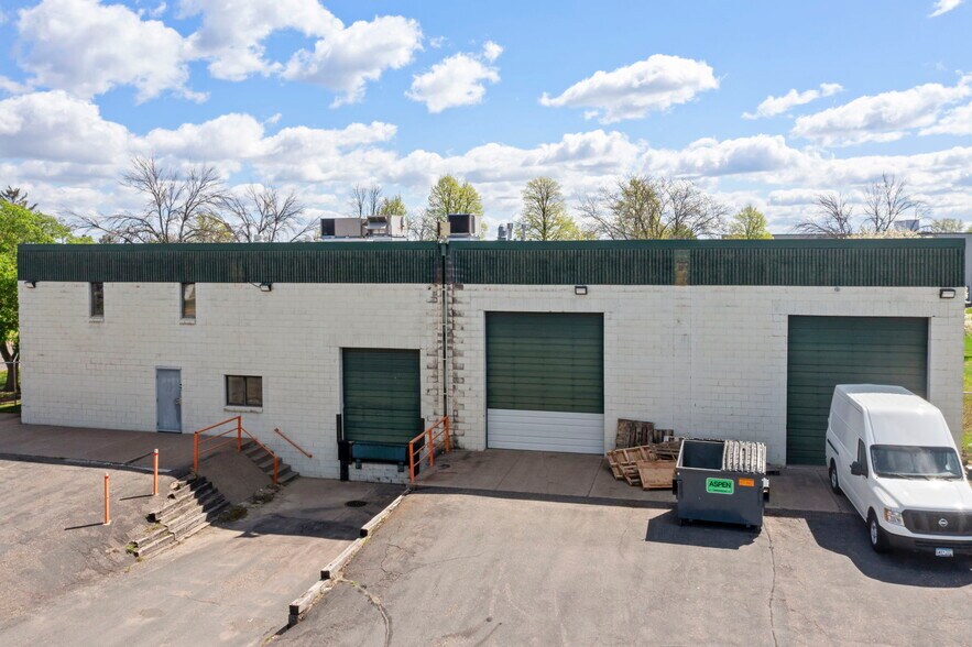 More Photos Of 8825 N Xylon Ave, Brooklyn Park Manufacturing For Sale