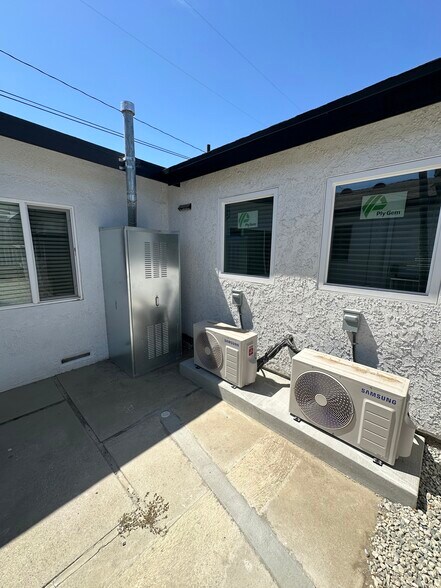 More Photos Of 1235 Clavel Ave, Ventura Apartments For Sale